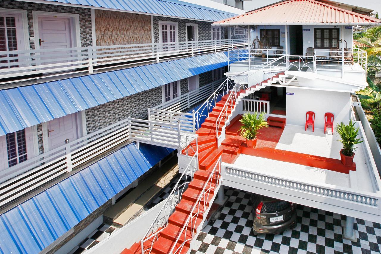 Oyo 4867 Royal Homes Alappuzha Eksteriør billede