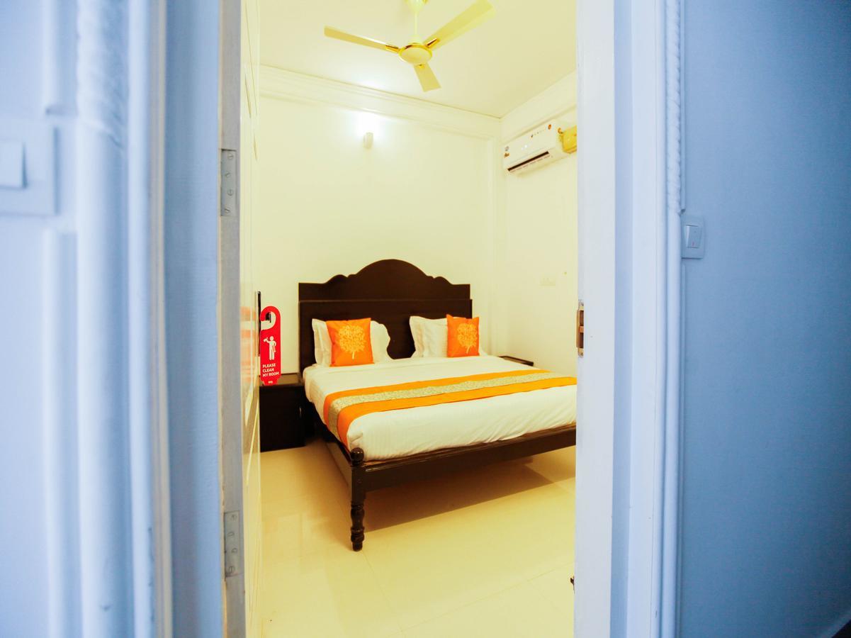 Oyo 4867 Royal Homes Alappuzha Eksteriør billede